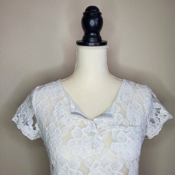 Abercrombie White Lace Top XS - Picture 5 of 8